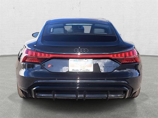 2026 Audi S e-tron GT Premium Plus quattro