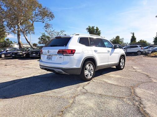 2018 Volkswagen Atlas 3.6L SEL Premium