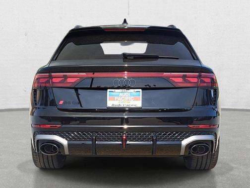 mythos black metallic 2026 Audi RS Q8 4.0T