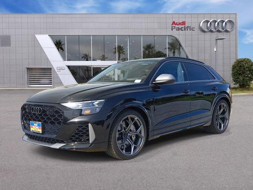 mythos black metallic 2026 Audi RS Q8 4.0T