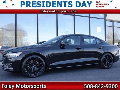 2023 Volvo S60 B5 AWD Plus Black Edition