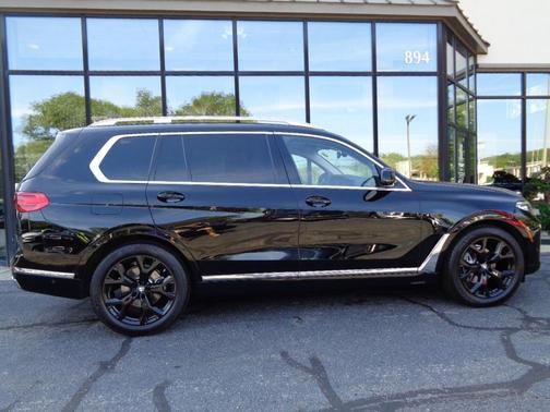 2022 BMW X7 xDrive40i