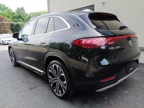 Green 2023 Mercedes-Benz EQE 350 4MATIC