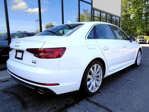 2018 Audi A4 2.0 TFSI quattro Komfort S tronic
