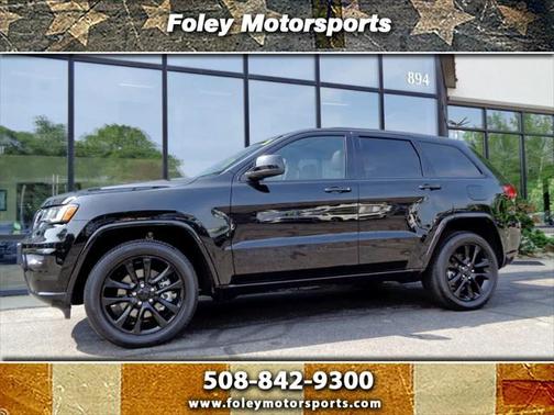 2022 Jeep Grand Cherokee Laredo