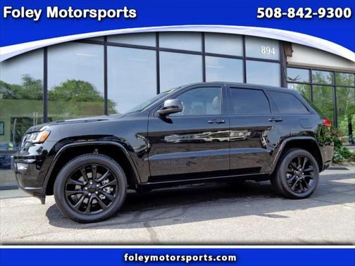 2022 Jeep Grand Cherokee Laredo