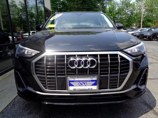 2022 Audi Q3 45 S line Premium