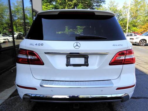 2015 Mercedes-Benz M-Class 4MATIC 4dr ML 400
