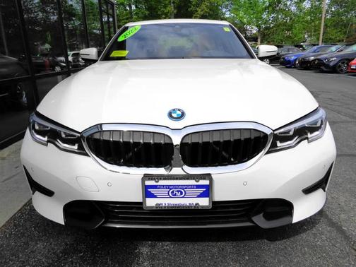 2022 BMW 330e Base