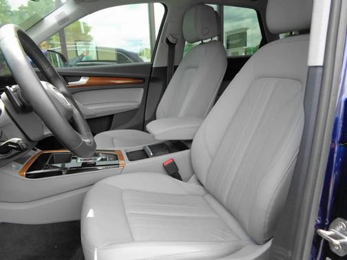 Blue 2022 Audi Q5 45 S line Premium Plus