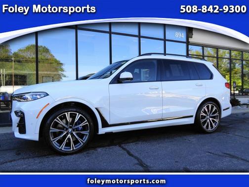 2021 BMW X7 M50i