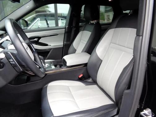 2022 Land Rover Range Rover Evoque R-Dynamic SE AWD