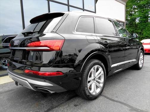 2025 Audi Q7 55 Premium Plus