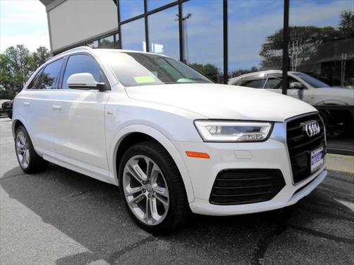 2016 Audi Q3 quattro 4dr Prestige