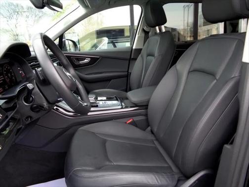 2023 Audi Q7 55 Prestige