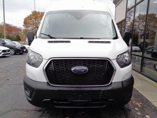 2022 Ford Transit-350 Base