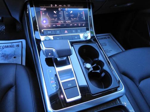 2023 Audi Q7 55 Premium Plus