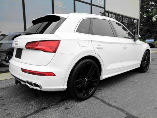 2018 Audi SQ5 3.0T Premium Plus