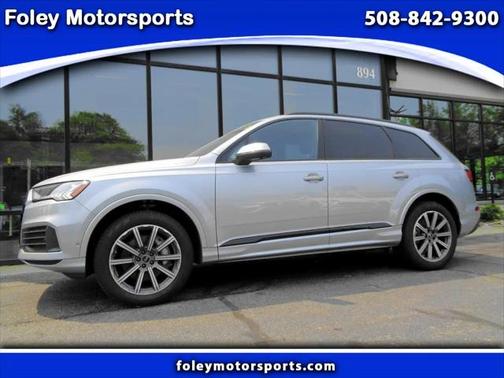2024 Audi Q7 45 Premium Plus