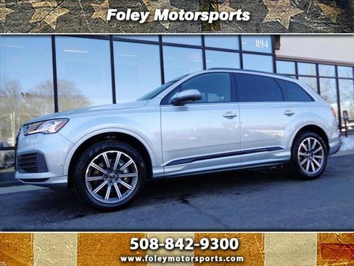 2024 Audi Q7 45 Premium Plus