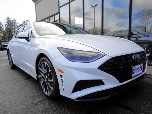 2022 Hyundai SONATA Limited