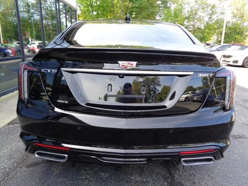 2022 Cadillac CT5 Sport