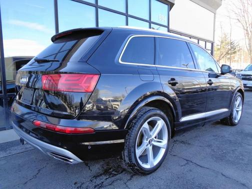 2019 Audi Q7 55 Prestige