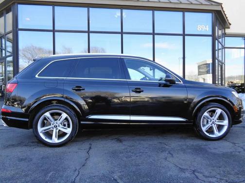 2019 Audi Q7 55 Prestige