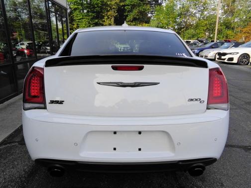 2023 Chrysler 300 C