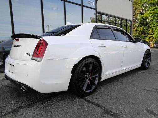 2023 Chrysler 300 C