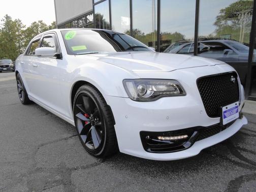 2023 Chrysler 300 C