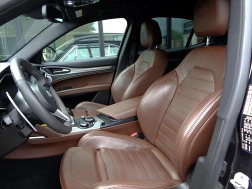 2018 Alfa Romeo Stelvio Ti Sport