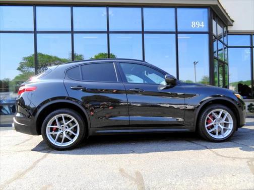 2018 Alfa Romeo Stelvio Ti Sport
