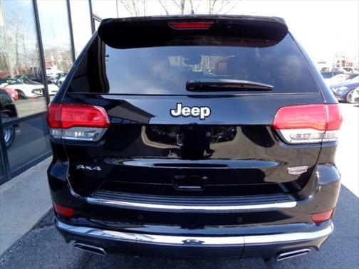 2021 Jeep Grand Cherokee Summit