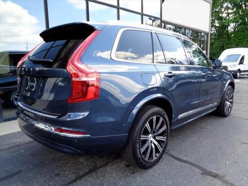 2023 Volvo XC90 B6 AWD Plus 7P
