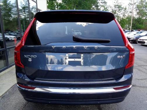 2023 Volvo XC90 B6 AWD Plus 7P