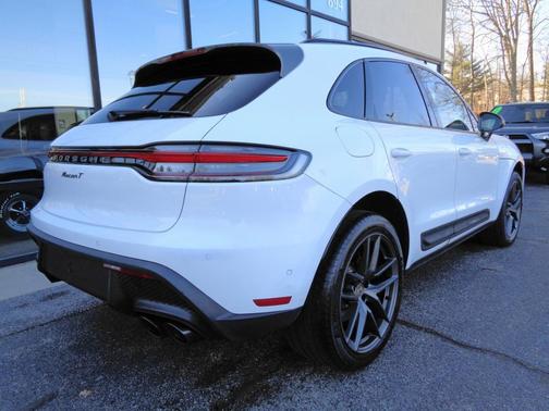 2023 Porsche Macan T AWD