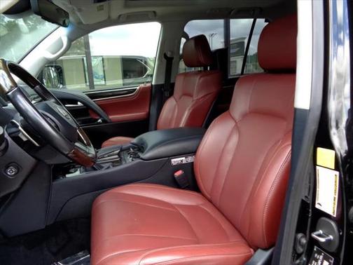 2017 Lexus LX 570 Base