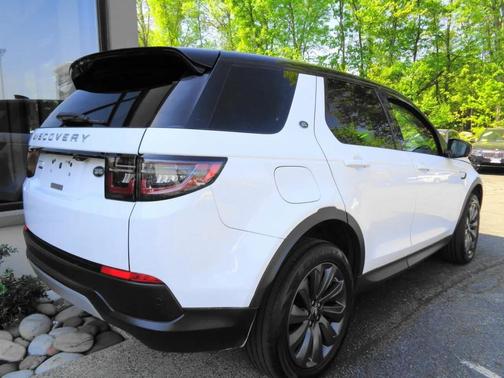 White 2020 Land Rover Discovery Sport SE 4WD
