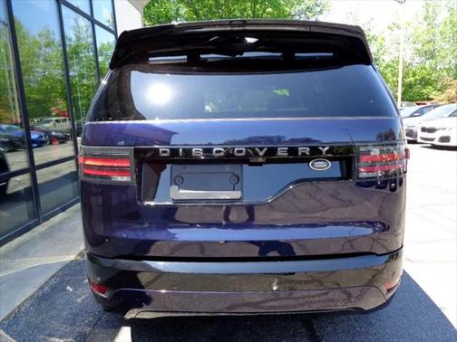 2023 Land Rover Discovery P300 S R-Dynamic