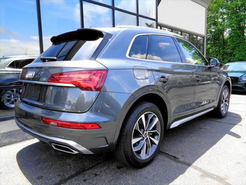 2022 Audi Q5 45 S line Premium