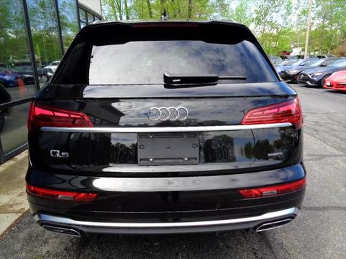 2023 Audi Q5 45 S line Premium Plus