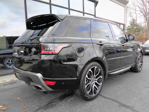 2022 Land Rover Range Rover Sport HSE Silver Edition