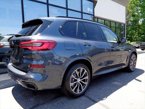 2020 BMW X5 M50i