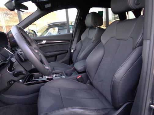 2024 Audi SQ5 3.0T Premium