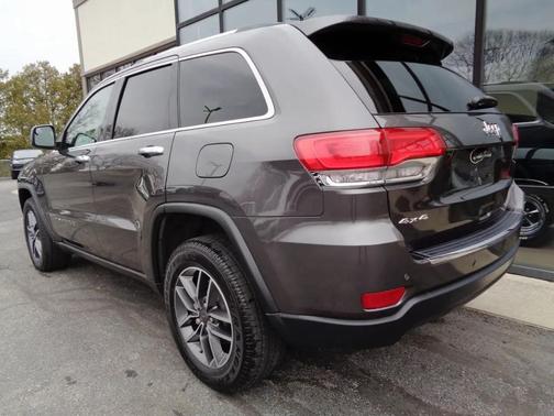Gray 2019 Jeep Grand Cherokee Limited