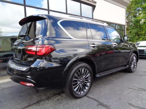 2024 INFINITI QX80 PREMIUM SELECT AWD