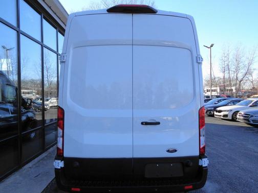 2022 Ford Transit-350 Base