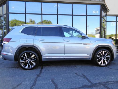 2024 Volkswagen Atlas 2.0T SEL Premium R-Line 4MOTION