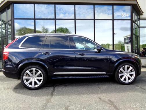 2019 Volvo XC90 T6 Inscription